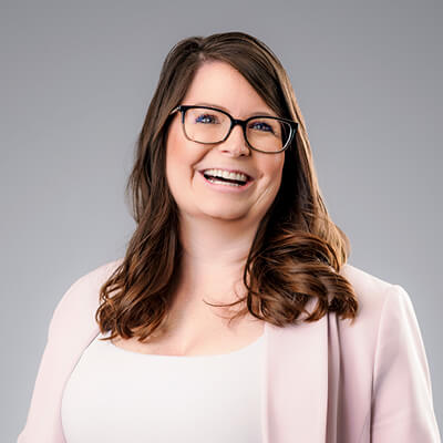 Lindsey Bauman-400px